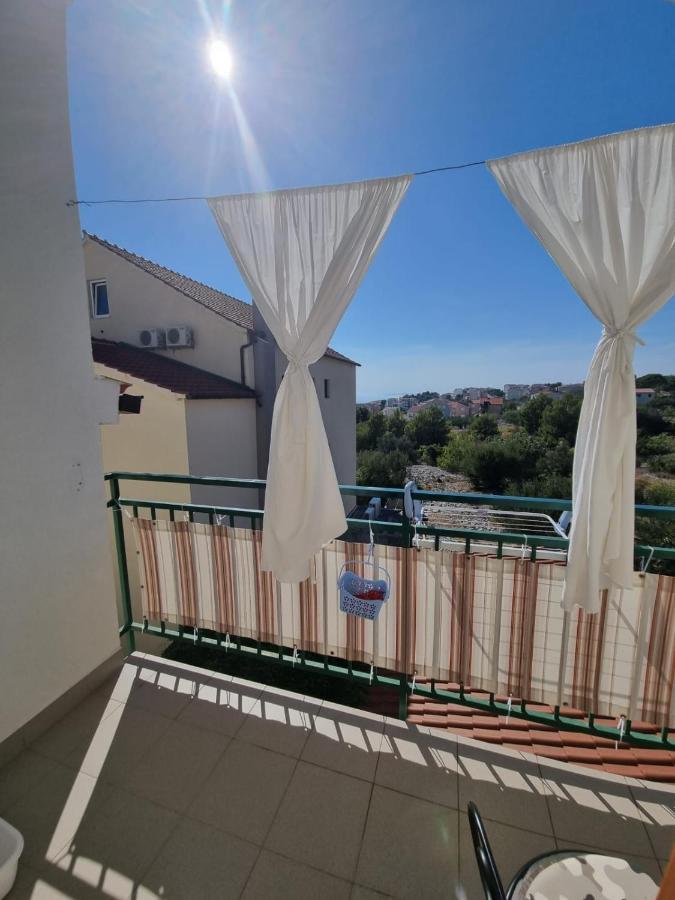 Apartmani Toni Poce 2 Primošten Exterior foto