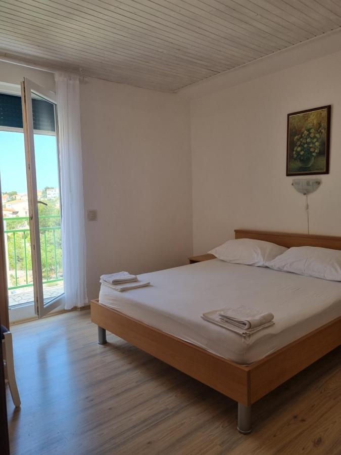 Apartmani Toni Poce 2 Primošten Exterior foto