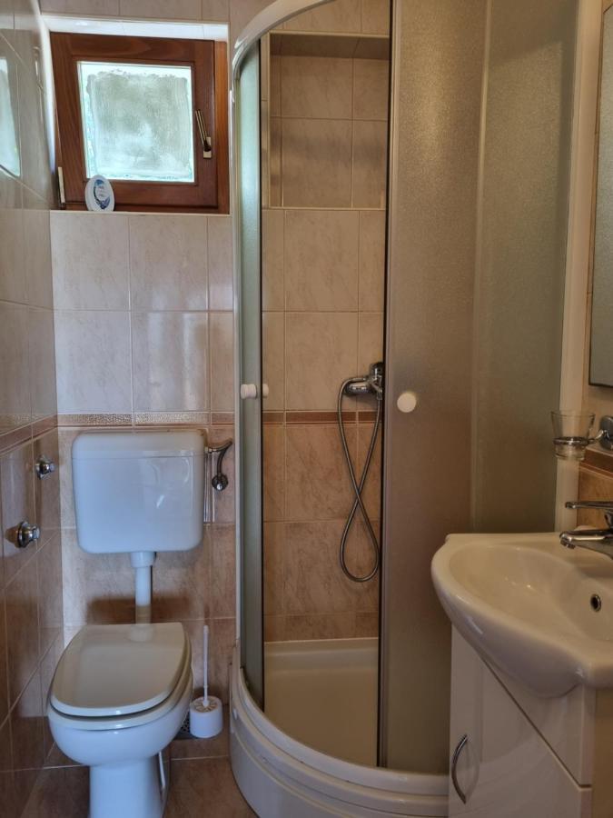 Apartmani Toni Poce 2 Primošten Exterior foto