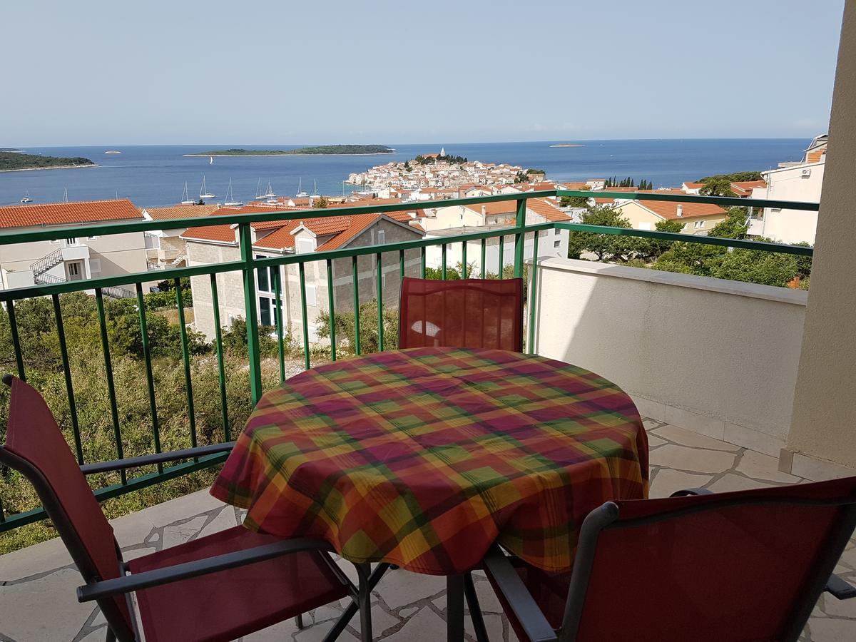 Apartmani Toni Poce 2 Primošten Exterior foto